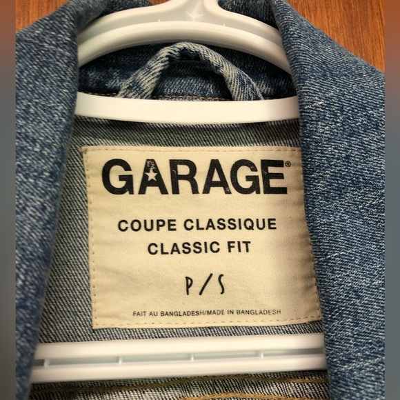 Cropped Denim Jacket - Picture 5 of 5